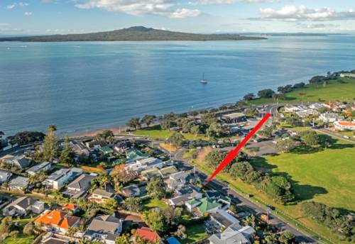 Devonport, Sea, Sun, Size and Location on a 928m² Site, Property ID: 914783 | Barfoot & Thompson
