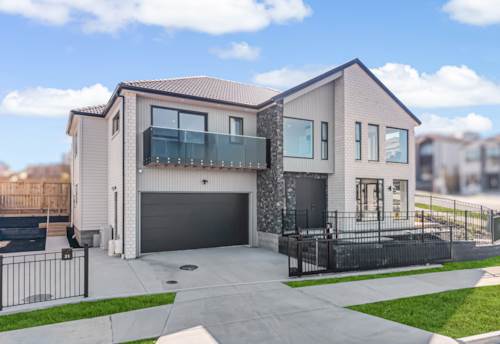 Flat Bush, New corner 8 bedroom on highest point, Opp Reserve, Property ID: 914826 | Barfoot & Thompson