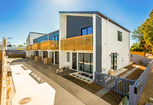 Henderson, Rare Layout – 3 Beds, 3 Baths + Flexi Room, Property ID: 914934 | Barfoot & Thompson