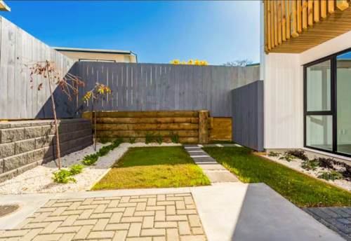 Henderson, Rare Layout – 3 Beds, 3 Baths + Flexi Room, Property ID: 914938 | Barfoot & Thompson