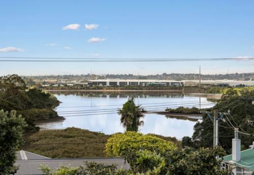 Mt Wellington, Big Land, Big Scope, Big Motivation!, Property ID: 914960 | Barfoot & Thompson