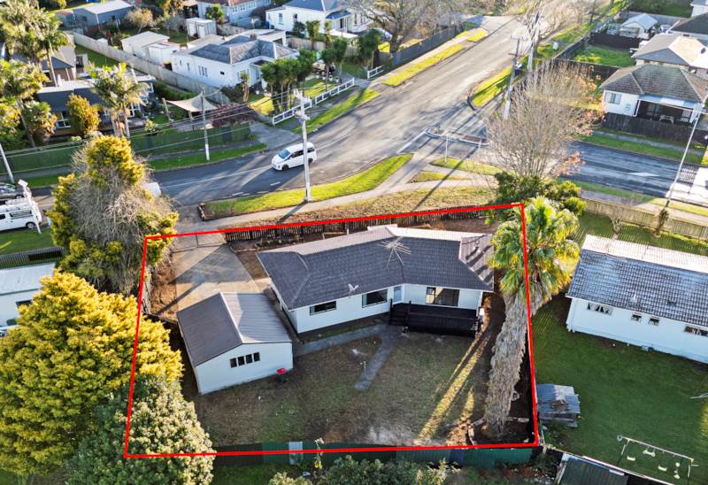 96 Kayes Road