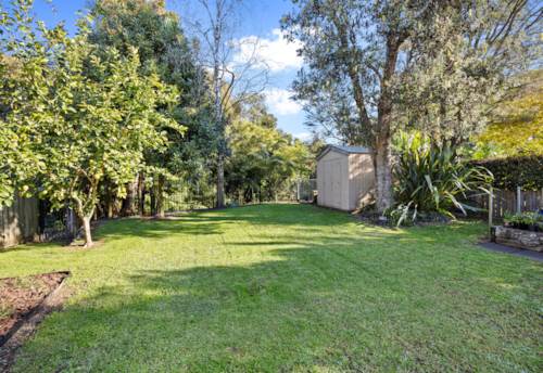 Henderson, ABSOLUTELY STUNNING - A HOME FOR ALL THE FAMILY!!, Property ID: 915145 | Barfoot & Thompson