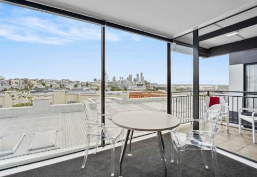 Parnell, Vacant Possession - Will Be Sold!, Property ID: 915825 | Barfoot & Thompson