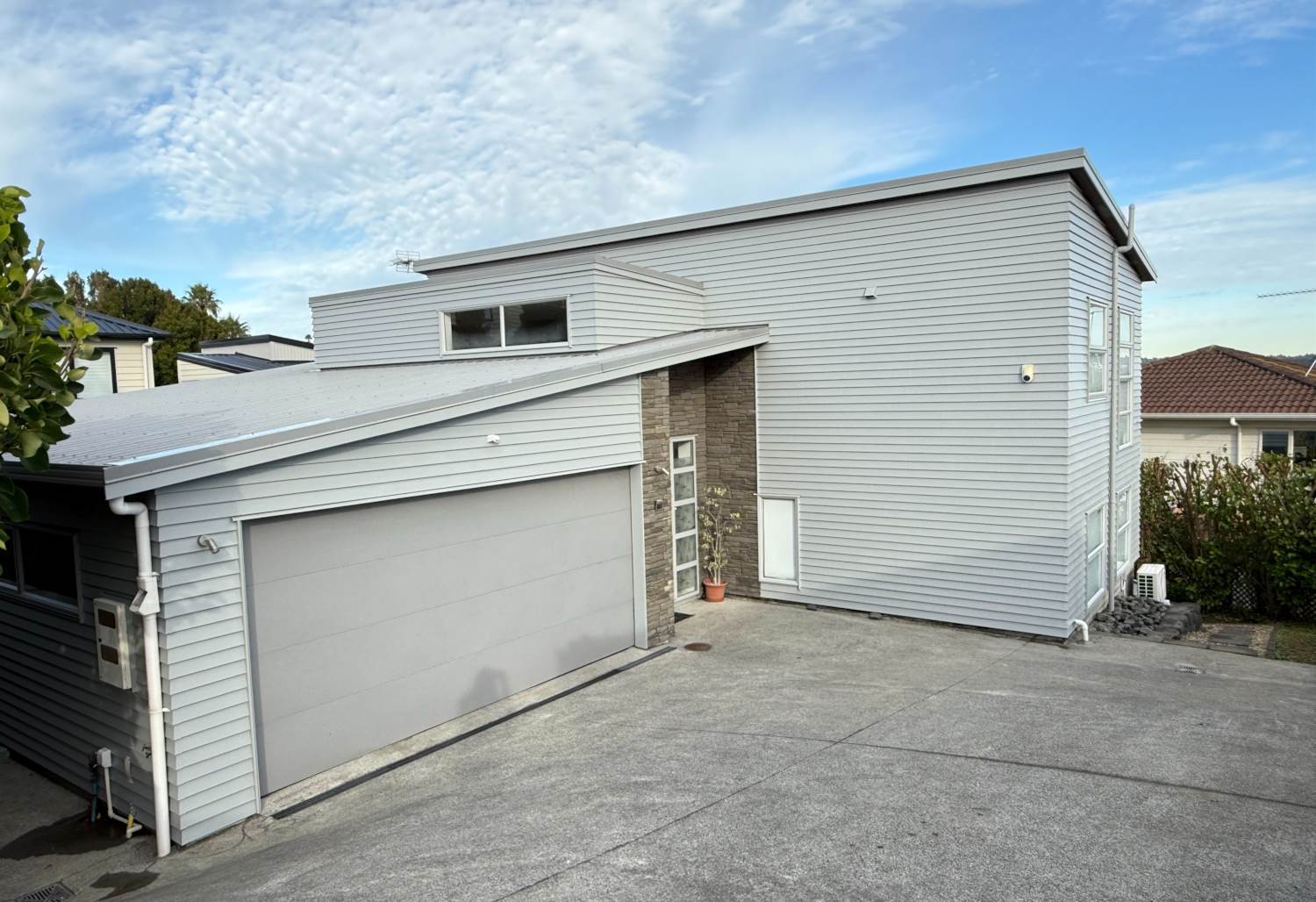 Spacious Split-Level Family Home in Top School Zone! 1