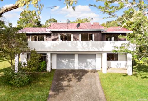 Northcote, Spacious Family Living with Limitless Potential, Property ID: 916128 | Barfoot & Thompson