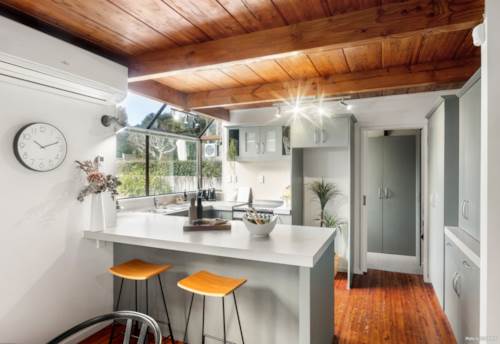 Ellerslie, Sunshine and space, Property ID: 914798 | Barfoot & Thompson