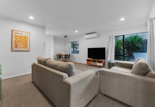 Mt Wellington, Affordable and Beautiful Standalone Home, Property ID: 915670 | Barfoot & Thompson