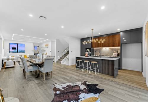 Flat Bush, New king house has arrived. Live Majestically., Property ID: 916636 | Barfoot & Thompson