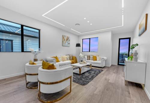 Flat Bush, New king house has arrived. Live Majestically., Property ID: 916636 | Barfoot & Thompson