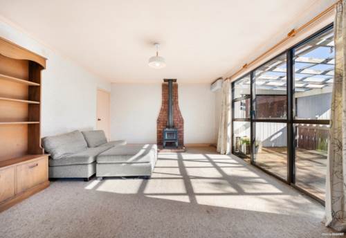 Hillsborough, Opportunity on Hillsborough’s Golden Ridge, Property ID: 916775 | Barfoot & Thompson