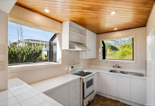 Hillsborough, Opportunity on Hillsborough’s Golden Ridge, Property ID: 916775 | Barfoot & Thompson