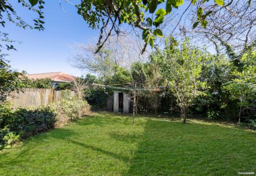 Hillsborough, Opportunity on Hillsborough’s Golden Ridge, Property ID: 916775 | Barfoot & Thompson