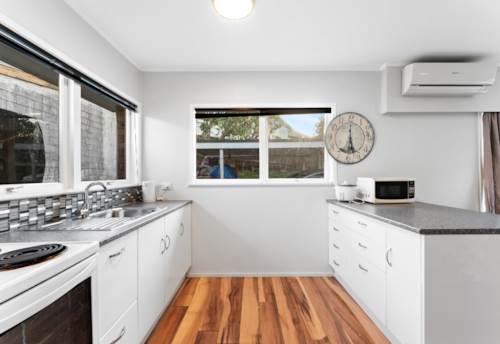 Devonport, Central Devonport: Renovated Brick & Tile Charm, Property ID: 917141 | Barfoot & Thompson