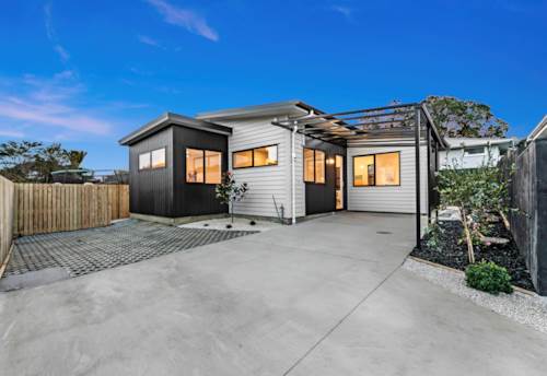 Glen Innes, Brand New, Single Level Masterpiece! , Property ID: 917513 | Barfoot & Thompson