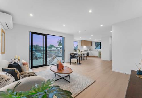 Mt Wellington, Brand New Freehold Duplex Townhouse, Property ID: 917626 | Barfoot & Thompson