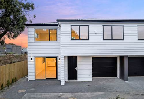 Mt Wellington, Brand New Freehold End Duplex Townhouse, Property ID: 917628 | Barfoot & Thompson