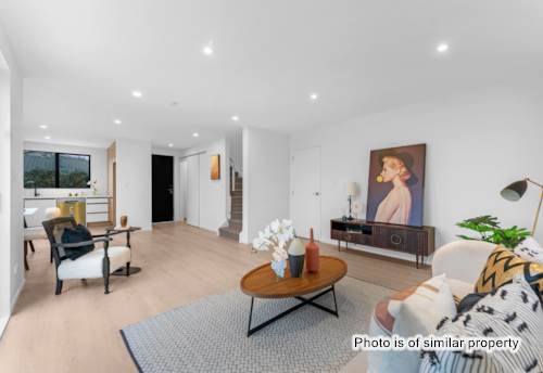 Mt Wellington, Brand New Freehold End Duplex Townhouse, Property ID: 917628 | Barfoot & Thompson