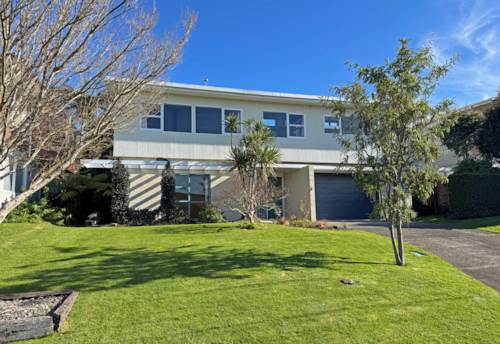 Northcote, Pre-Auction Now Selling 10.00am Thursday 21 August, Property ID: 917677 | Barfoot & Thompson