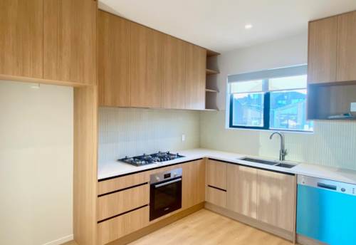 Pukekohe, Brand New Three Bedroom Townhouse – Quality Living in a Great Location, Property ID: 11020795 | Barfoot & Thompson