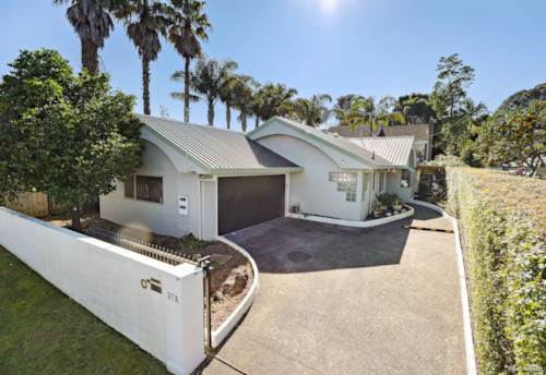 Mt Wellington, Priced for Action, Owner Moving Overseas, Property ID: 917381 | Barfoot & Thompson