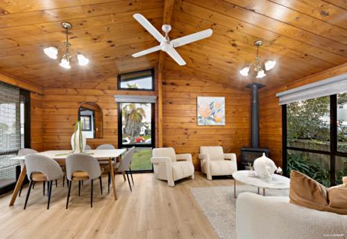 West Harbour, Multi purposes Family home in Schools' Zone, Property ID: 917990 | Barfoot & Thompson