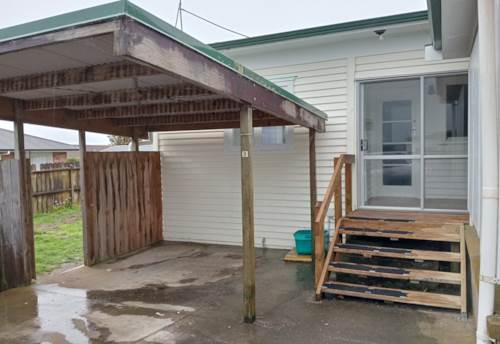 Tuakau, Centrally Located Two Bedroom, Property ID: 46000491 | Barfoot & Thompson