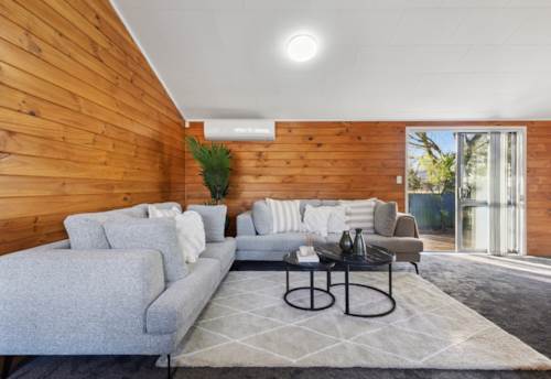 Takanini, Dreaming of Takanini? Start at 40 Airfield Road., Property ID: 918275 | Barfoot & Thompson