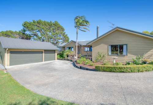 Kaukapakapa, Live the Lifestyle You Love, Property ID: 918495 | Barfoot & Thompson