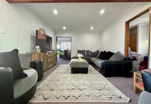 Manurewa, Currently Rented - $1,300 per Week, Property ID: 918662 | Barfoot & Thompson