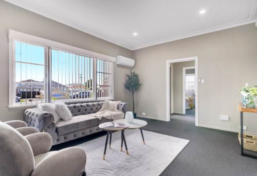 Papatoetoe, Spacious Family Living w Rumpus on 825sqm Freehold, Property ID: 913043 | Barfoot & Thompson