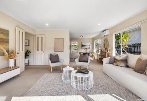 Ellerslie, DECEASED ESTATE - DO UP!, Property ID: 917578 | Barfoot & Thompson