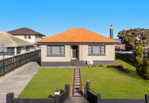 Papatoetoe, Spacious Family Living w Rumpus on 825sqm Freehold, Property ID: 913043 | Barfoot & Thompson