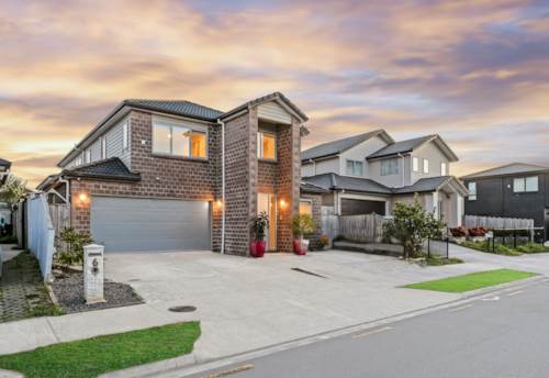 Flat Bush, Perfect & Convenient Home!, Property ID: 919024 | Barfoot & Thompson