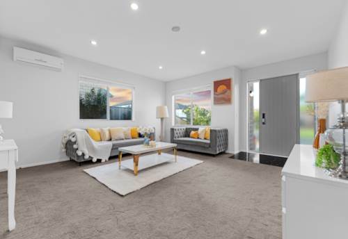 Flat Bush, Perfect & Convenient Home!, Property ID: 919024 | Barfoot & Thompson