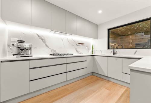 West Harbour, Must be Sold! Modern living at its best, Property ID: 919062 | Barfoot & Thompson