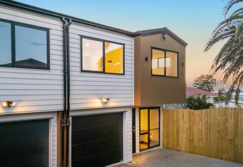 Mangere, Smart Buy in a Prime Location!, Property ID: 919332 | Barfoot & Thompson