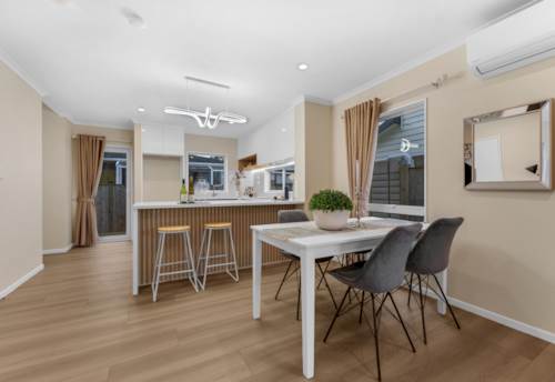 Mt Wellington, Brand New Semi-detached Townhouse, Property ID: 918817 | Barfoot & Thompson