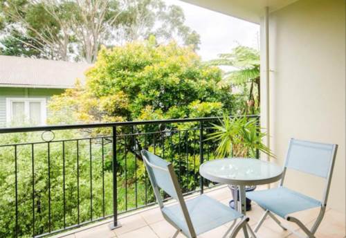 Henderson, Walk to Everything! Vendor Motivated!, Property ID: 918798 | Barfoot & Thompson