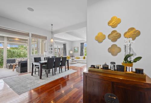 Bayswater, Sold Under The Hammer, Property ID: 919504 | Barfoot & Thompson