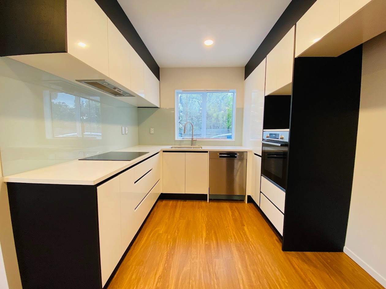 Fantastic Location - Close to Tamaoho School! 3