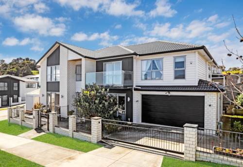 Mission Heights, BETTER THAN NEW!, Property ID: 919233 | Barfoot & Thompson