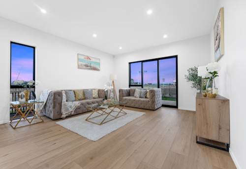 Karaka, Bold New Design on Karaka Village Parade, Property ID: 920034 | Barfoot & Thompson