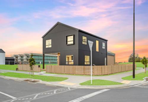 Karaka, New English style corner near Karaka Village, Property ID: 920017 | Barfoot & Thompson