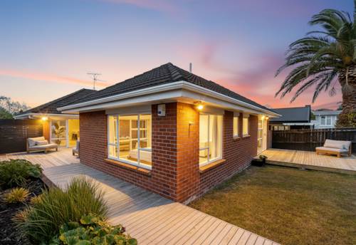 Mellons Bay, A Rare Opportunity in Prime Mellons Bay, Property ID: 920060 | Barfoot & Thompson