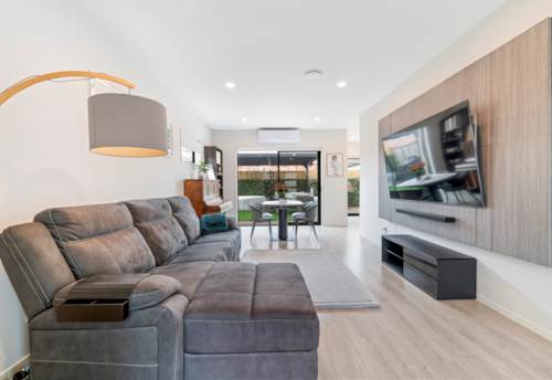 Papatoetoe, Modern Living in a Prime Location, Property ID: 919913 | Barfoot & Thompson