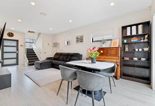 Papatoetoe, Modern Living in a Prime Location, Property ID: 919913 | Barfoot & Thompson