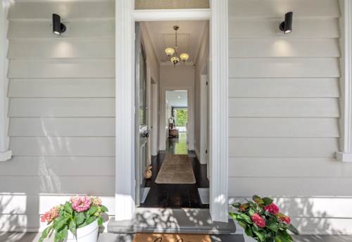 Devonport, IT'S A DARLING!, Property ID: 918641 | Barfoot & Thompson