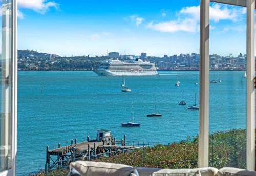 Devonport, A Unique Home, Unparalleled Views and 1047sqm, Property ID: 919955 | Barfoot & Thompson