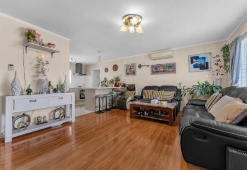 Papatoetoe, HOME IN SUPERB LOCATION!, Property ID: 920226 | Barfoot & Thompson